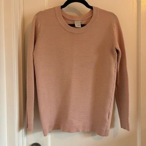 Ribbed pink sweater